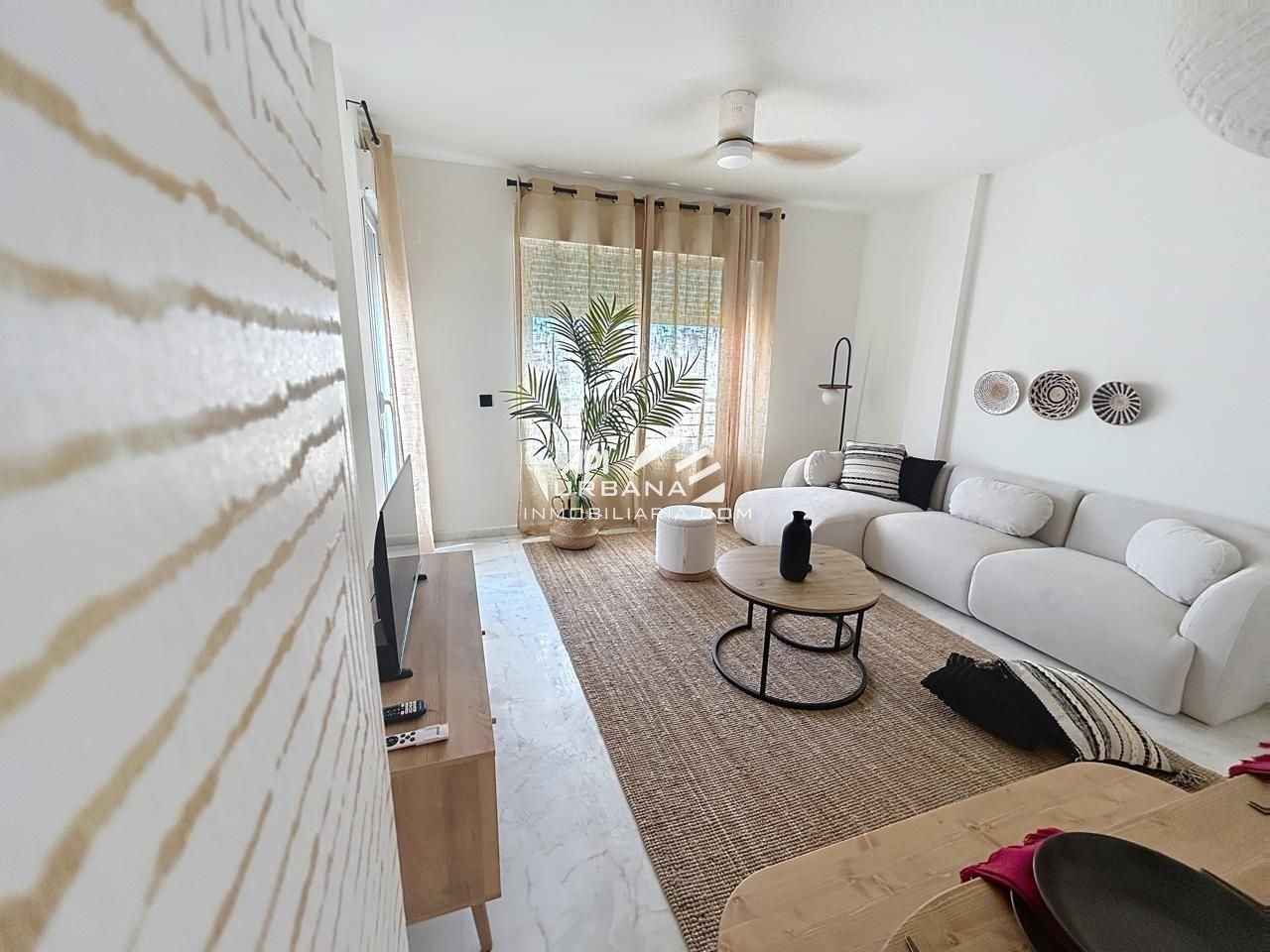 Living room of Flat for sale in Lucena  with Storage room and Furnished