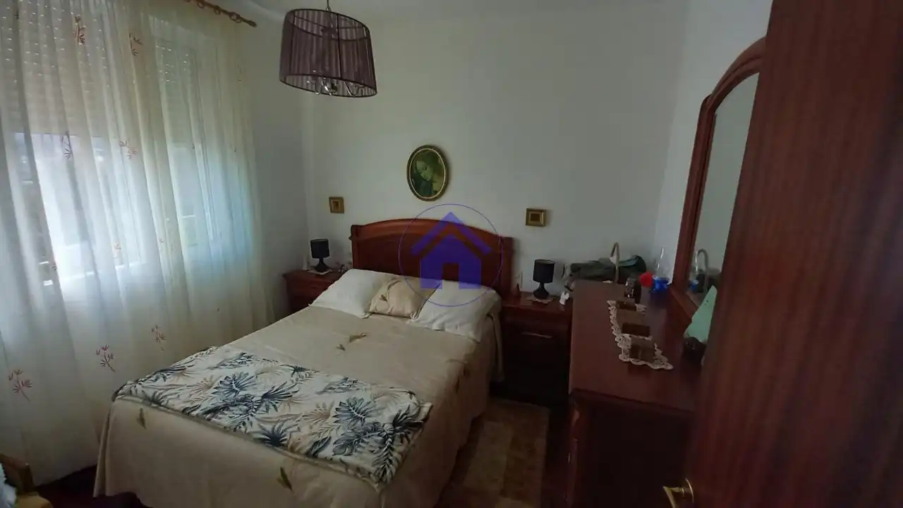 Bedroom of Houses for sale in Vigo   with Heating, Private garden and Parquet flooring
