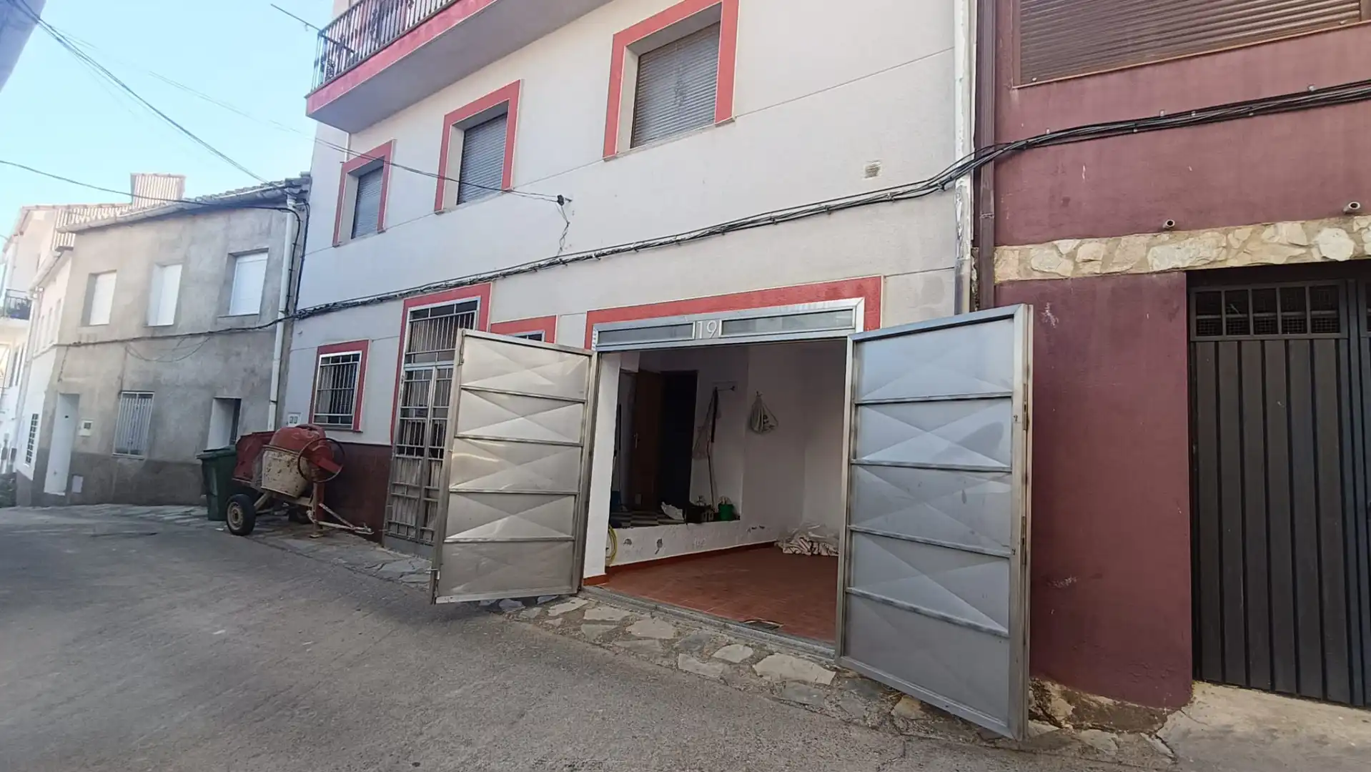 House for sale in Calle Argentina 19