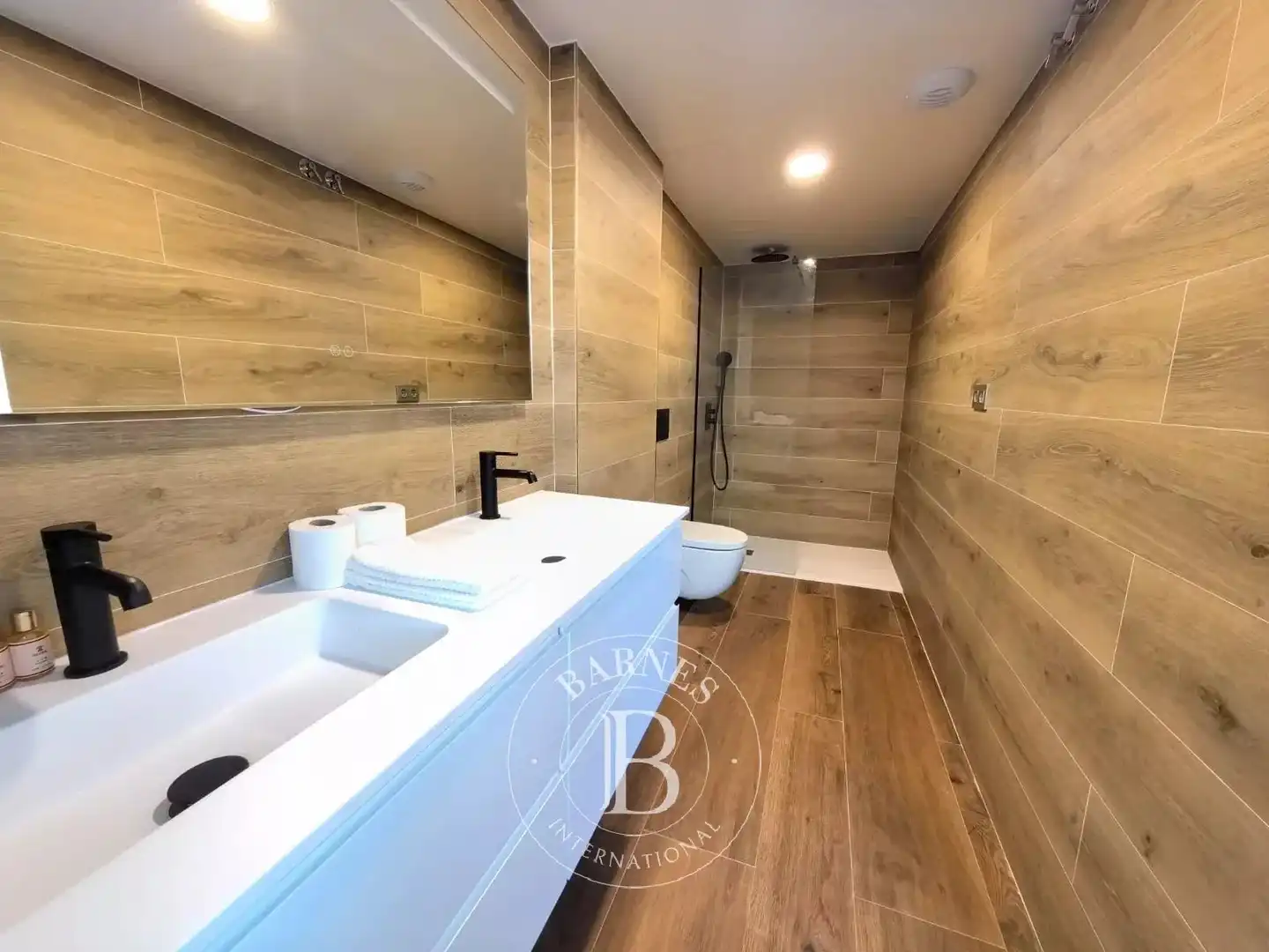 Bathroom of Houses for sale in Montgat  with Air Conditioner, Heating and Private garden