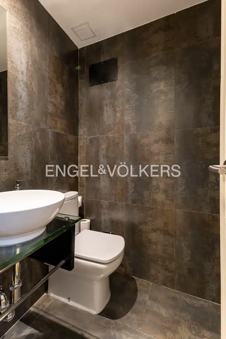 Bathroom of Country homes for rent in Madrid  with Air Conditioner, Heating and Private garden