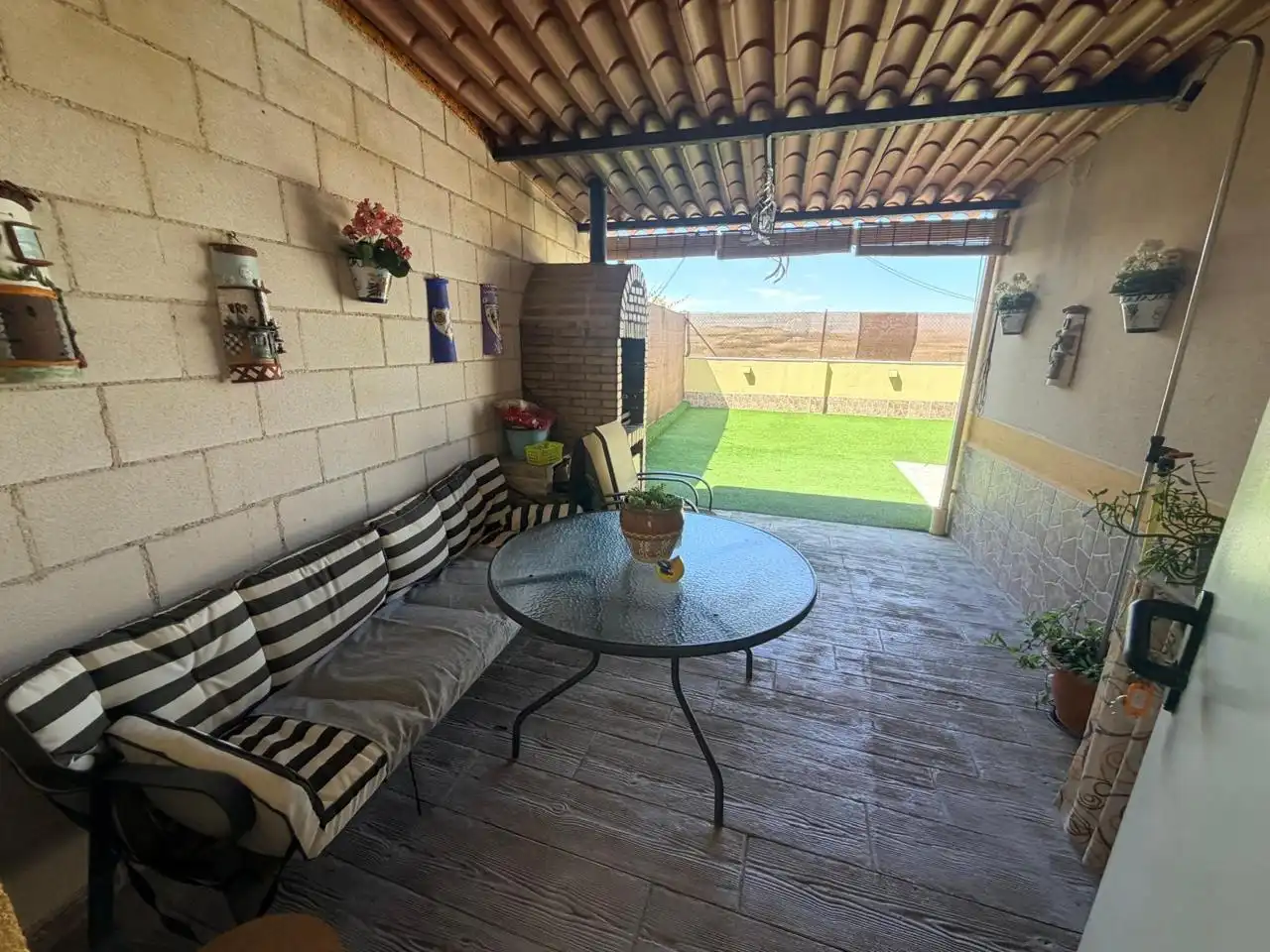 Terrassa de Casa adosada en venda en Zarza de Tajo amb Calefacció, Jardí privat i Piscina