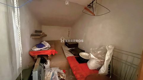 Foto 5 de Casa adosada en venda a Barriocampo, Alesanco, La Rioja