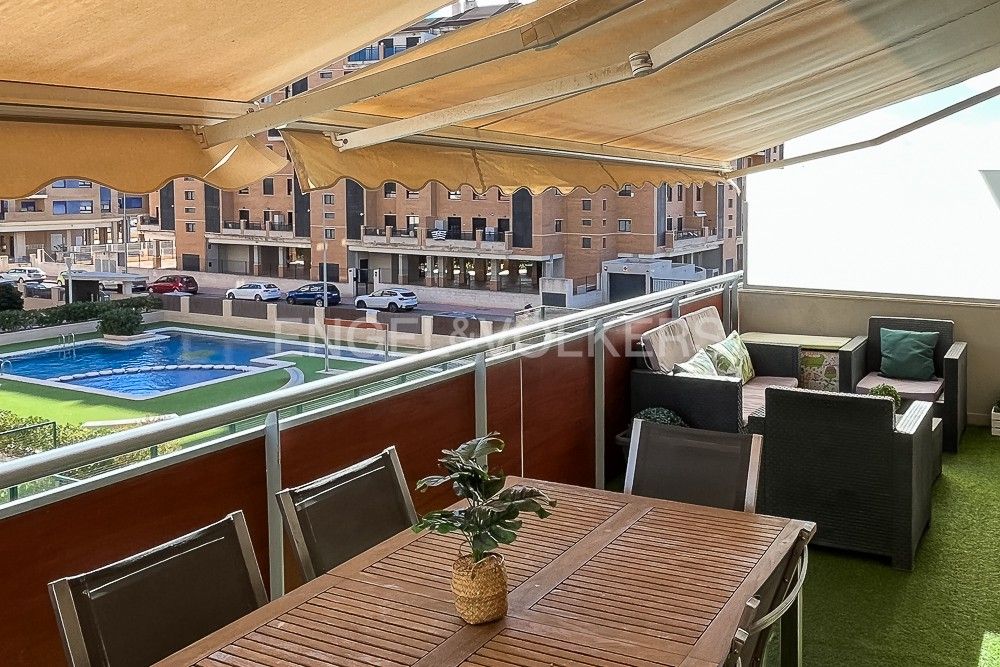 Terrassa de Apartament en venda en Castellón de la Plana / Castelló de la Plana amb Aire condicionat, Calefacció i Parquet