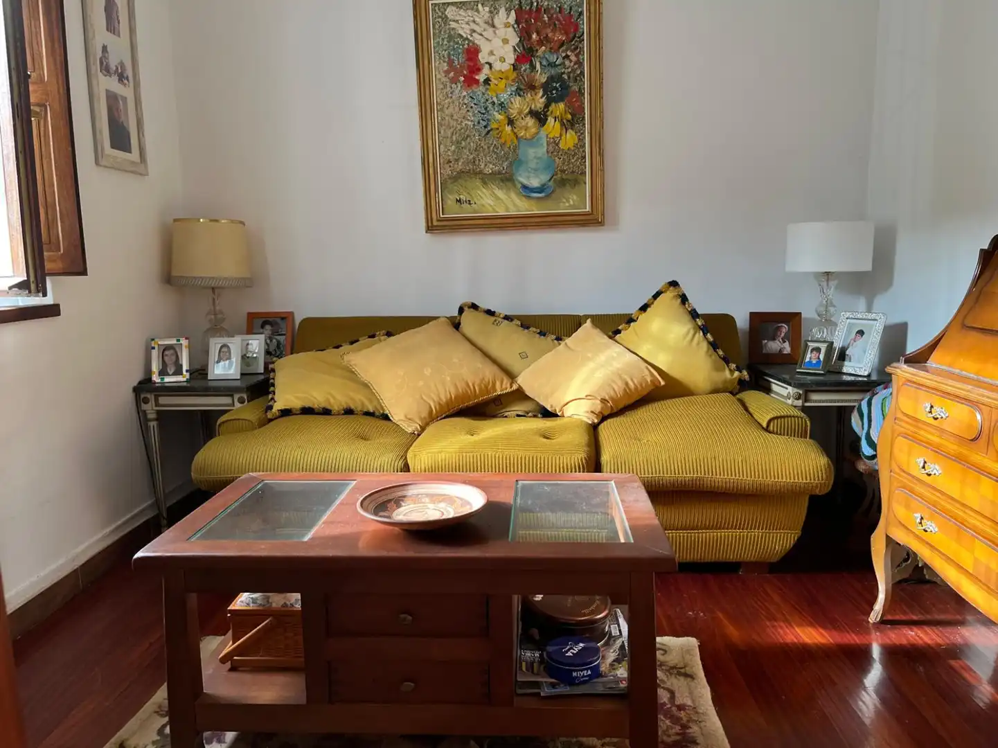 Sala de estar de Casa o chalet en venta en Cieza (Cantabria) con Jardín privado, Parquet y Balcón