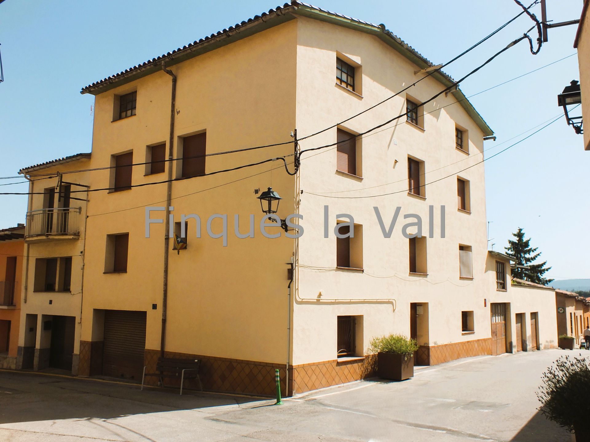 Vista exterior de Casa o xalet en venda en Tona amb Terrassa i Traster