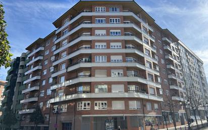 Exterior view of Flat for sale in Oviedo   with Heating, Terrace and Storage room