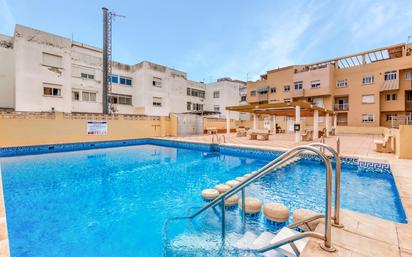 Swimming pool of Apartment to rent in Gandia  with Air Conditioner, Terrace and Balcony