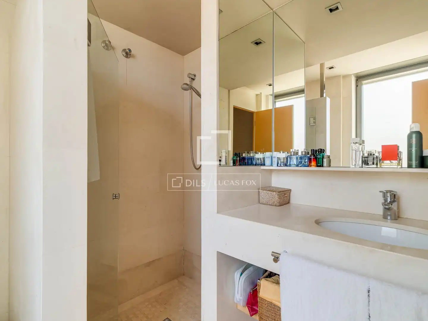 Baño de Piso en venta en Barcelona con Aire acondicionado, Calefacción y Parquet