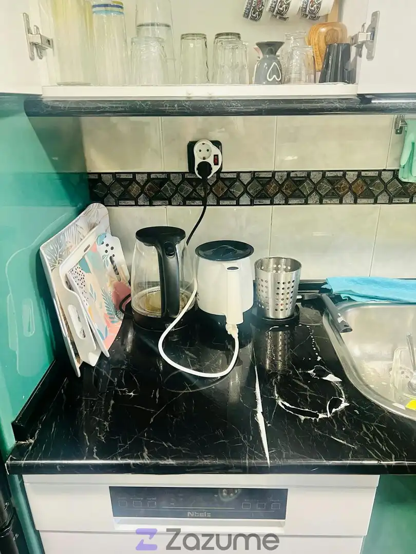 Room in C. Empleo Juvenil, Orcasitas