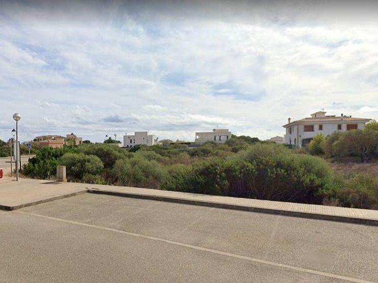 Terreny industrial en venda en Campos