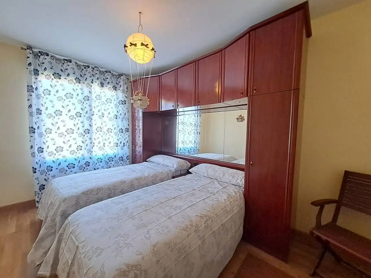 Bedroom of Houses for sale in Cardeñajimeno  with Heating, Private garden and Parquet flooring