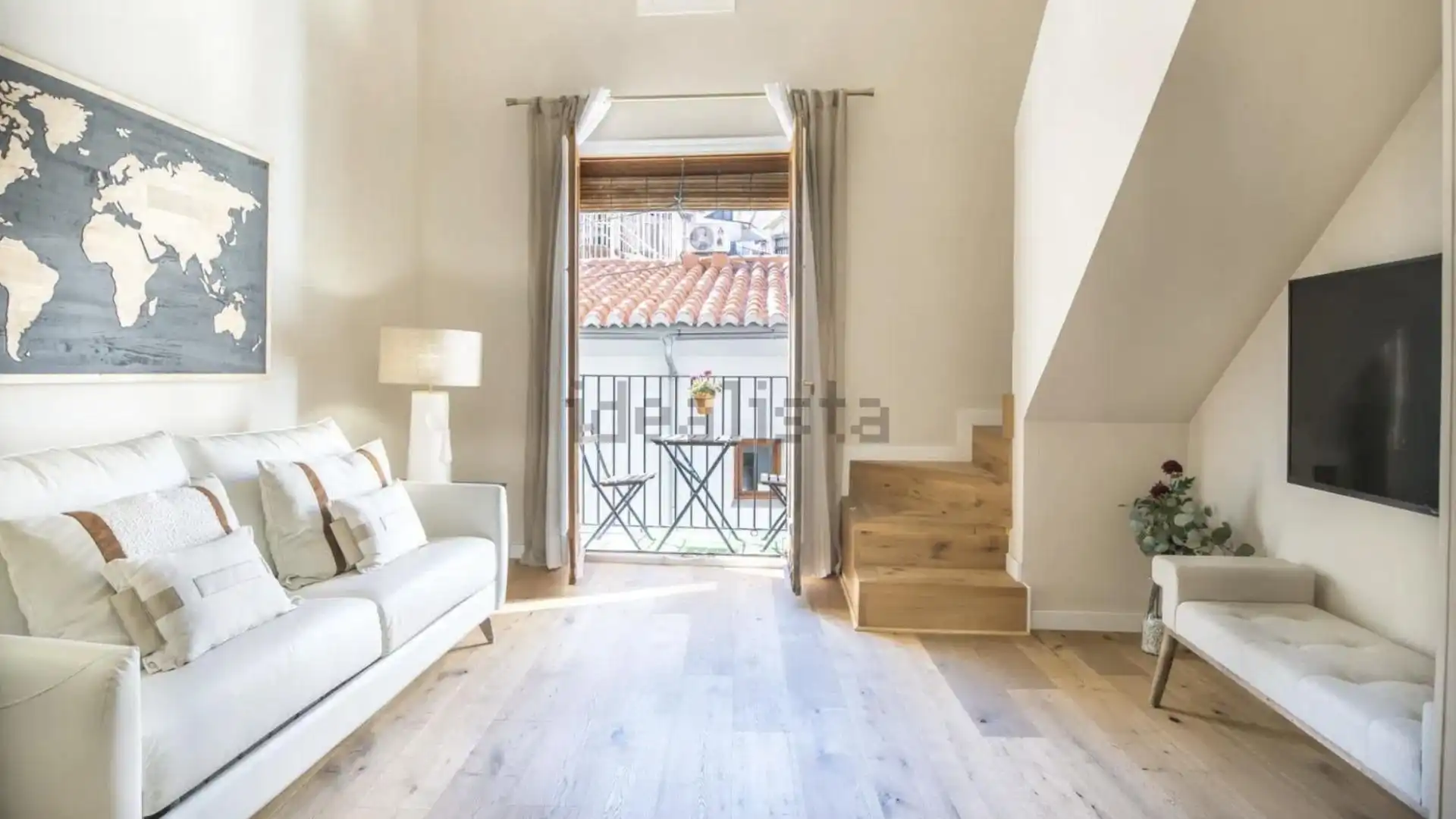 Bedroom of Flat for rent in Valencia  with Air Conditioner, Terrace and Furnished