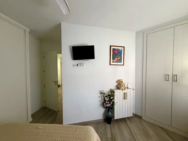 Bedroom of Flat for sale in Madrid  with Heating, Terrace and Storage room