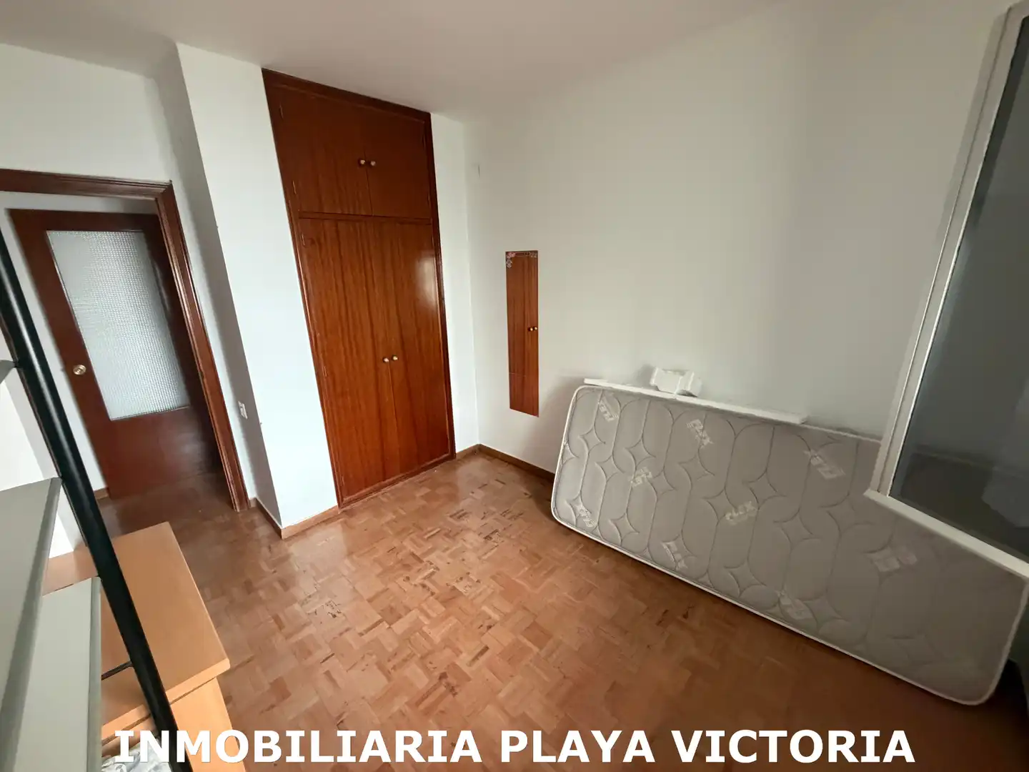 Dormitori de Pis en venda en Cádiz amb Parquet i Terrassa