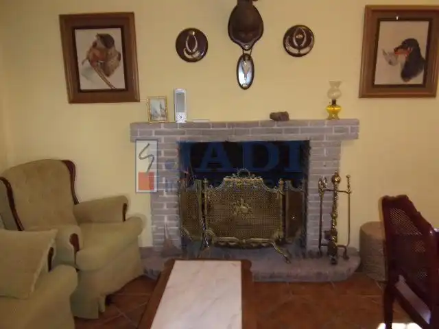 Sala d'estar de Casa o xalet en venda en Valdepeñas amb Aire condicionat, Calefacció i Traster