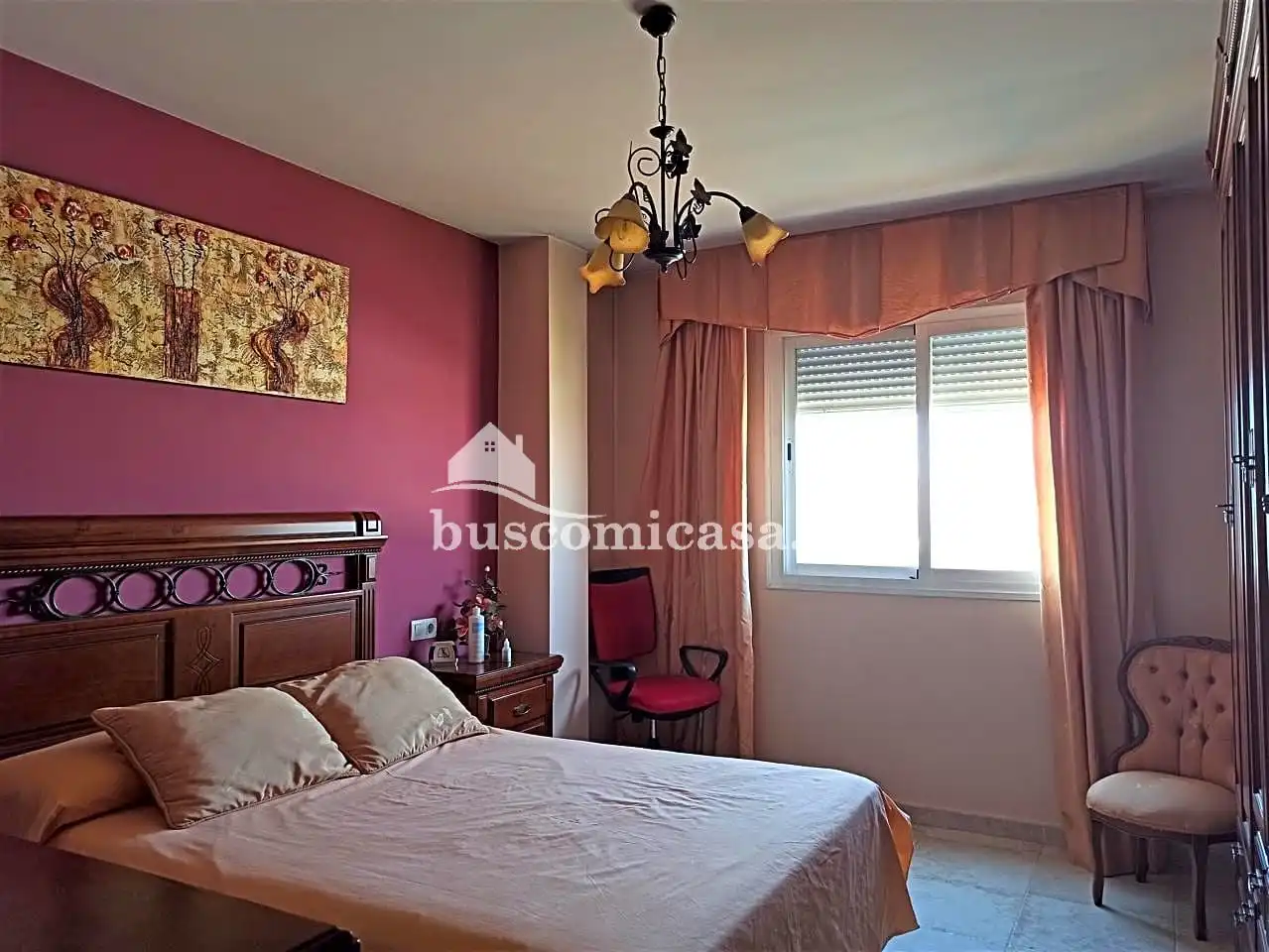 Schlafzimmer von Dachboden zum Verkauf in Torredelcampo mit Klimaanlage, Terrasse und Abstellraum