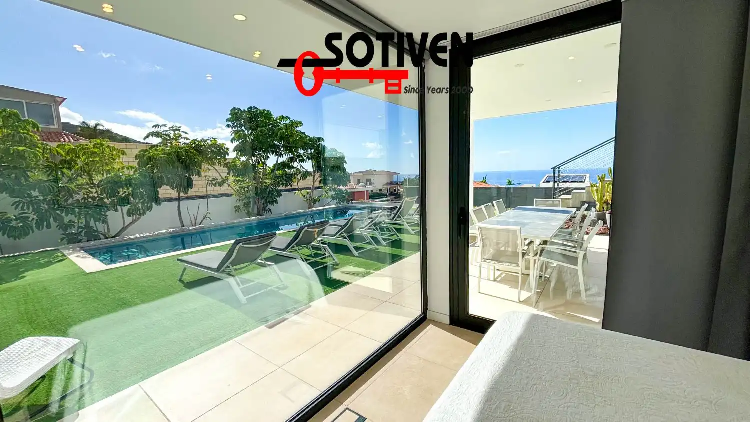 Vista exterior de Casa o chalet en venta en Adeje con Jardín privado, Terraza y Piscina