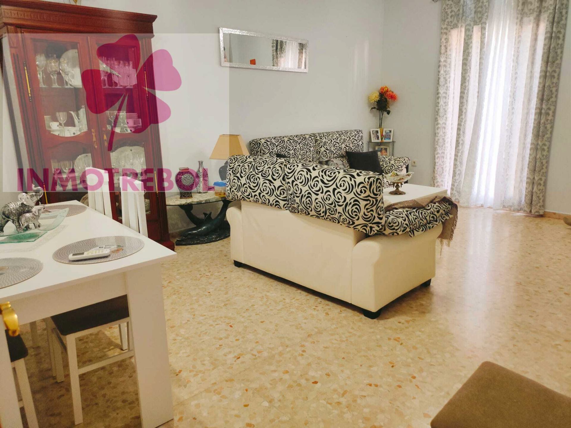 Living room of Single-family semi-detached for sale in Montellano  with Air Conditioner, Storage room and Balcony