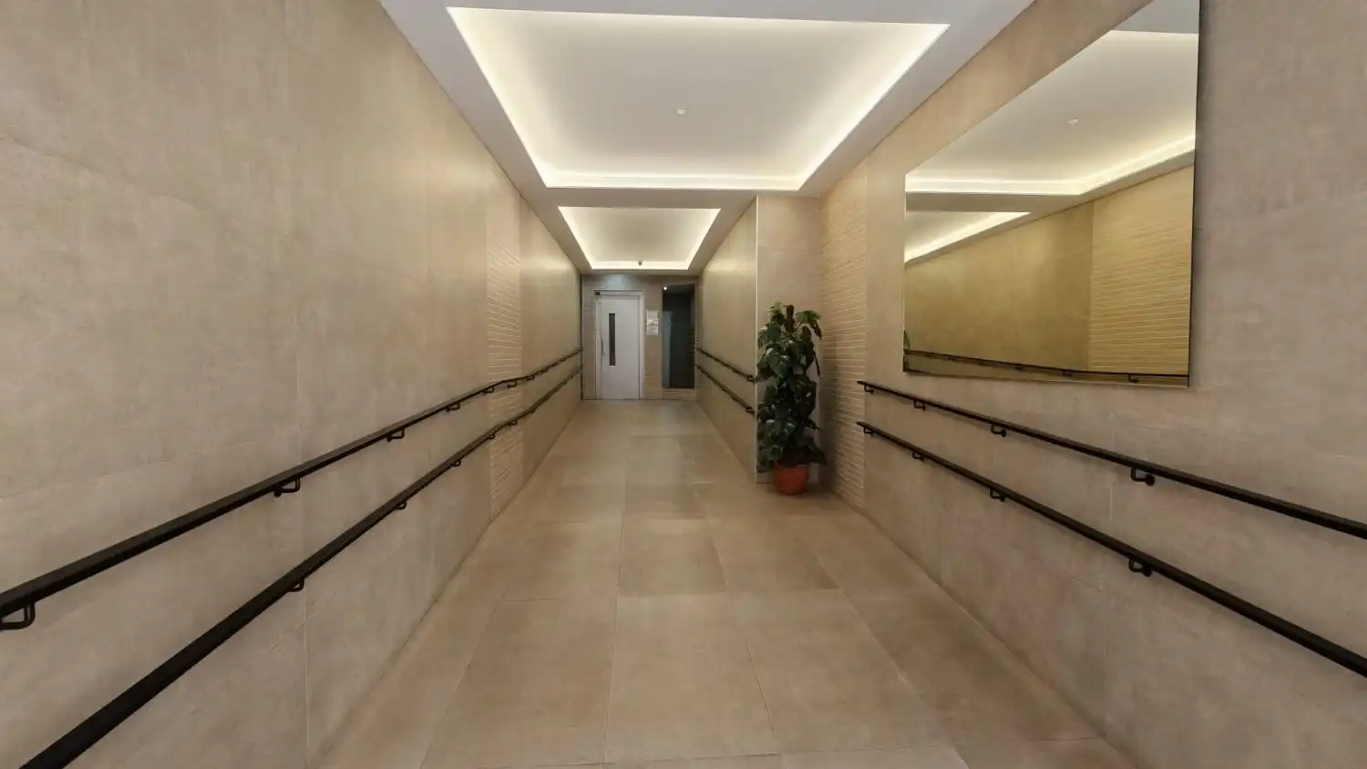 Piso en venta en  Granada Capital con Aire acondicionado y Terraza