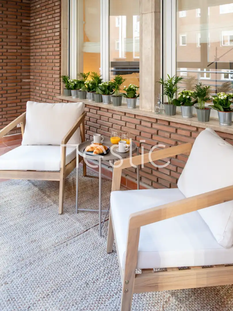 Terrasse von Wohnungen zur Miete in Madrid mit Klimaanlage, Heizung und Möbliert