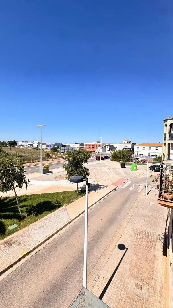 Außenansicht von Einfamilien-Reihenhaus zum Verkauf in Puçol mit Heizung, Terrasse und Balkon