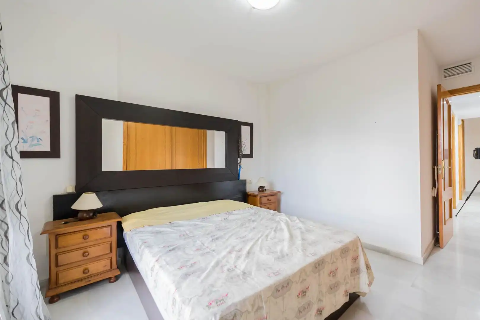Dormitori de Casa adosada en venda en Fuengirola amb Aire condicionat i Terrassa