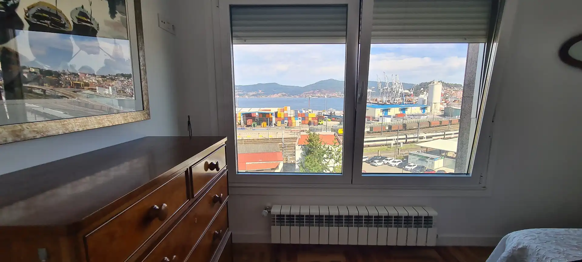 Habitación de Piso de alquiler en Vigo  con Calefacción, Parquet y Amueblado
