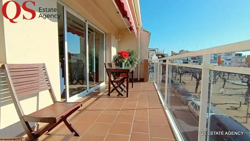 Terraza de Casa adosada en venta en Pineda de Mar con Aire acondicionado, Calefacción y Terraza