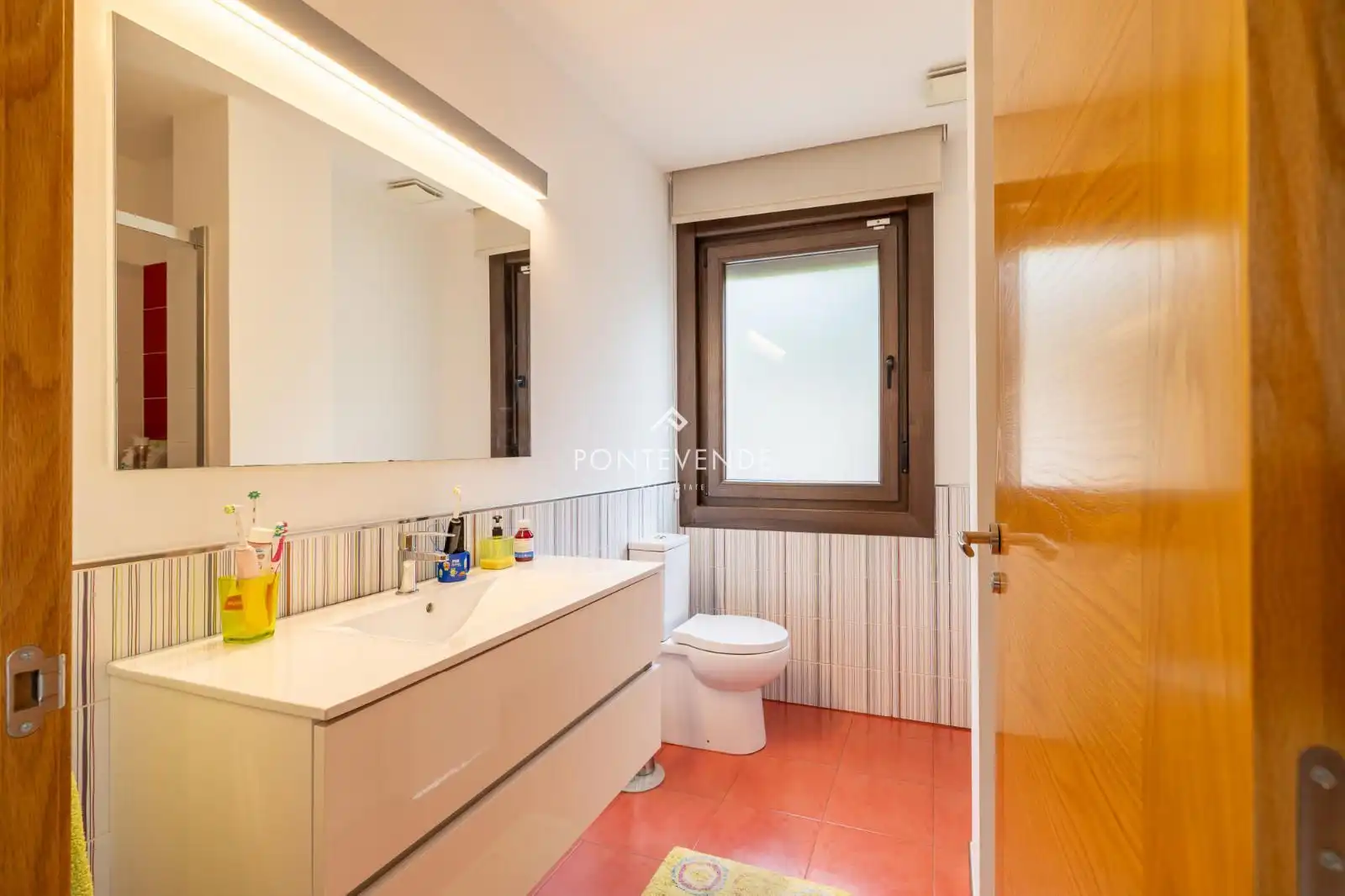 Baño de Casa o chalet en venta en Vigo  con Calefacción, Terraza y Trastero