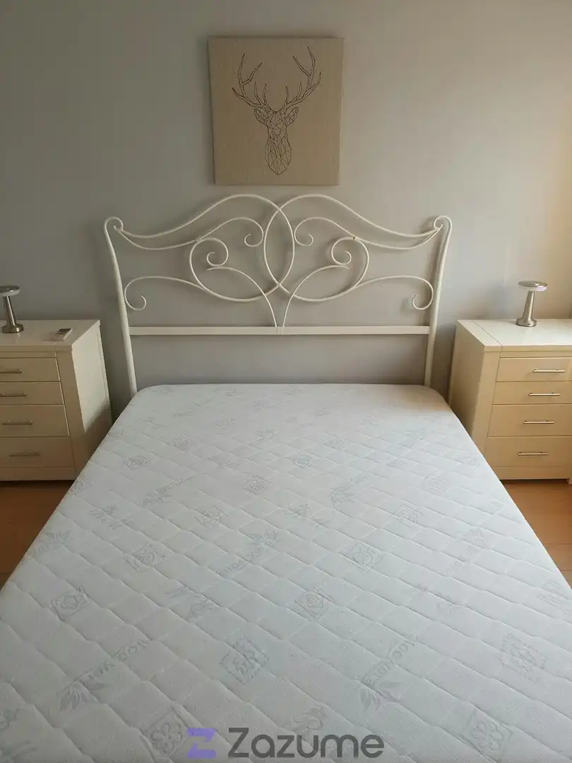 Schlafzimmer von Wohnung zur Miete in Sevilla mit Klimaanlage, Heizung und Möbliert