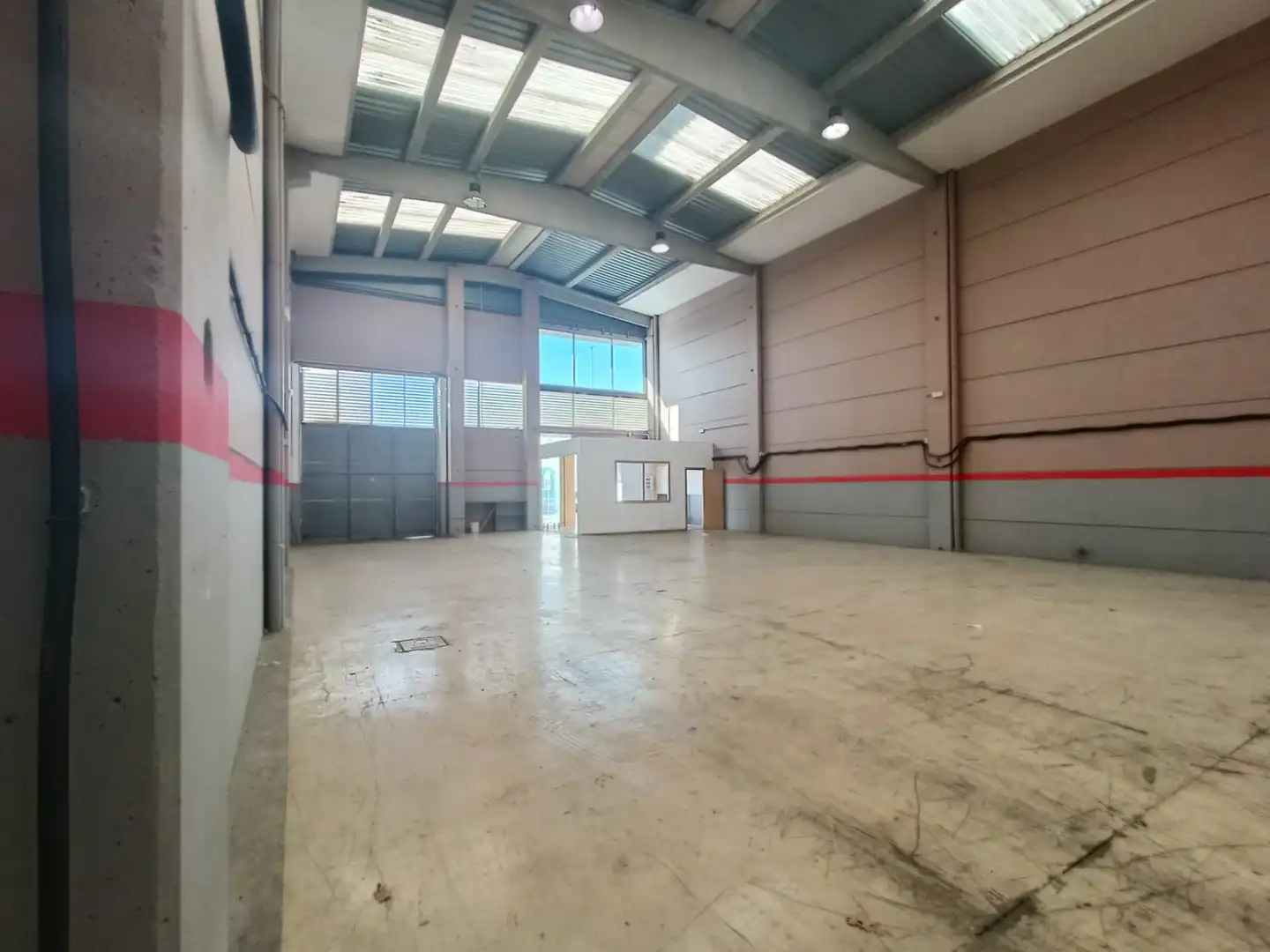Industrial building for sale in Calle Santa Magdalena de Pulpis, imagen 2