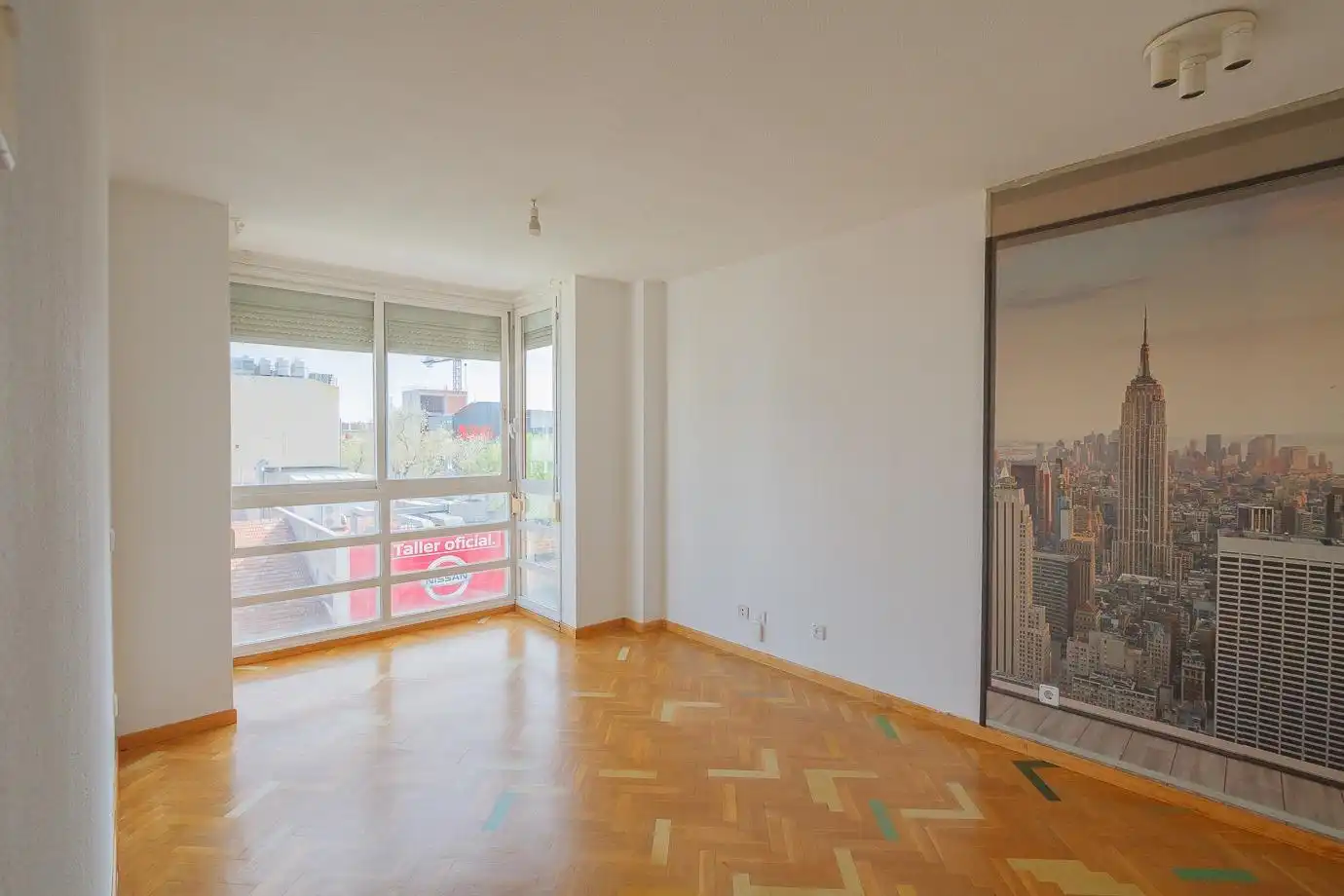 Habitación de Apartamento de alquiler en  Madrid Capital con Aire acondicionado, Parquet y Piscina comunitaria