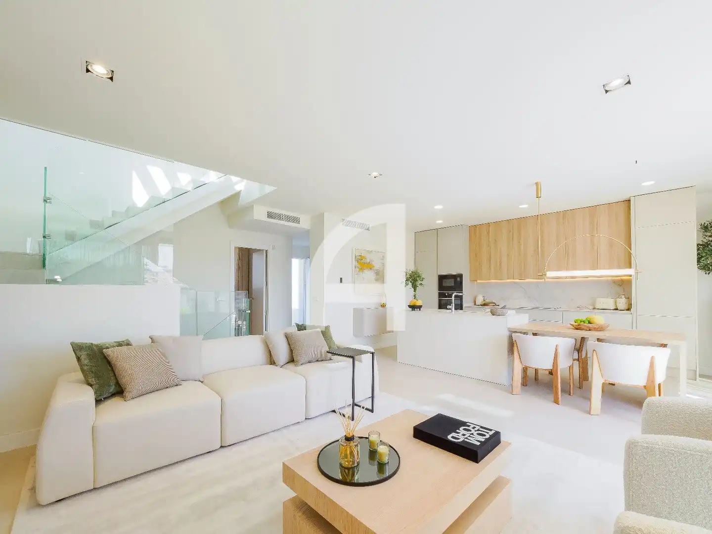 Living room of Detached homes for sale in Fuengirola  with Air Conditioner, Heating and Private garden