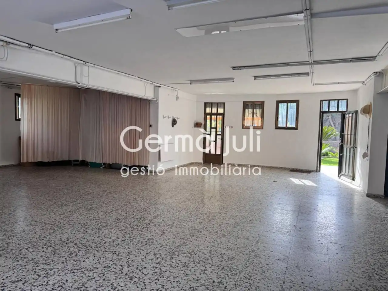 Houses for sale in Badalona  with Heating, Private garden and Terrace