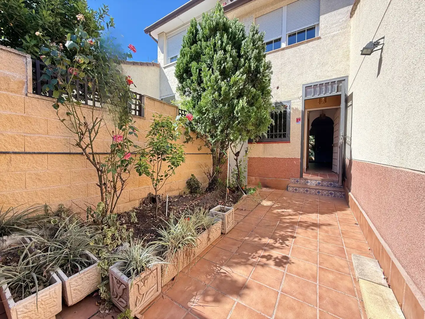 Garten von Einfamilien-Reihenhaus zum Verkauf in Rivas-Vaciamadrid mit Klimaanlage, Heizung und Privatgarten