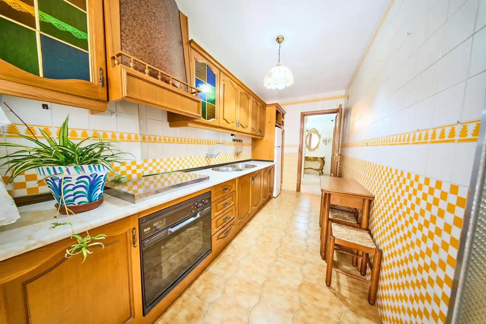 Kitchen of Flat for sale in Granada