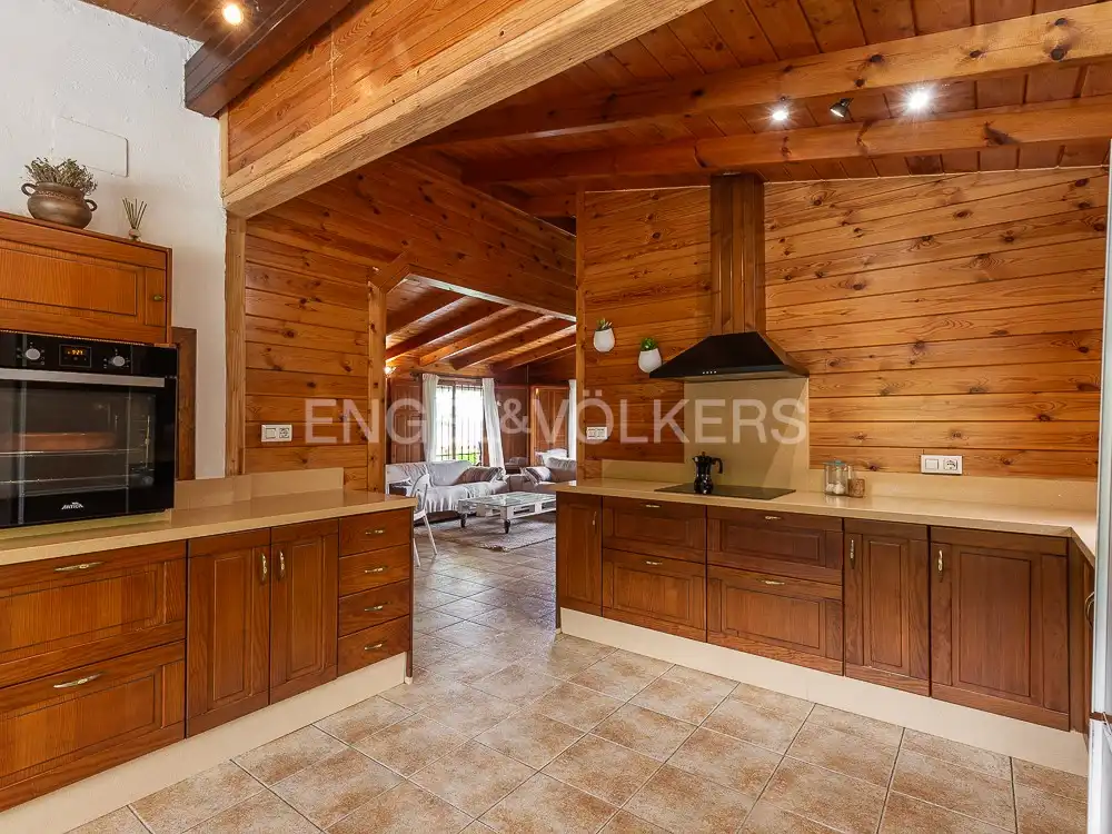 Cocina de Casa o chalet de alquiler en Torrent con Aire acondicionado, Calefacción y Jardín privado