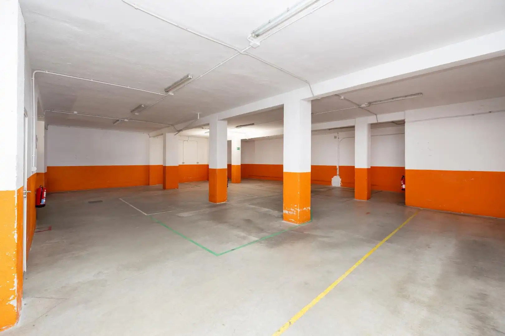 Local comercial en venta en Calle Calle Abderrahmán 11, imagen 14