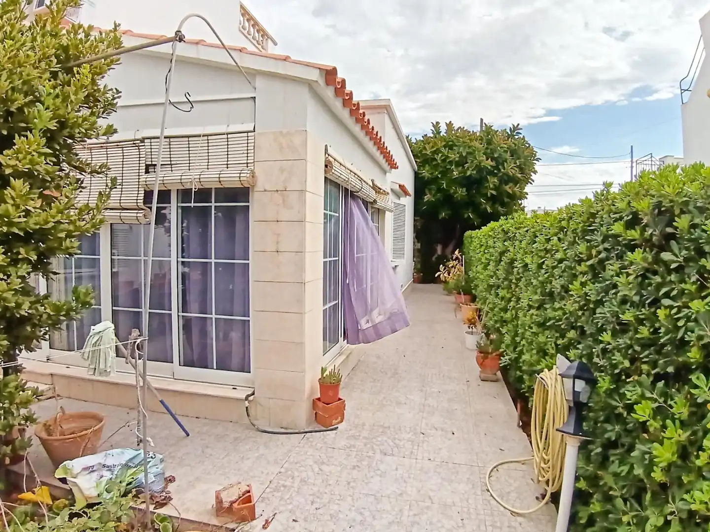 Vista exterior de Planta baixa en venda en Ciutadella de Menorca amb Aire condicionat, Jardí privat i Terrassa