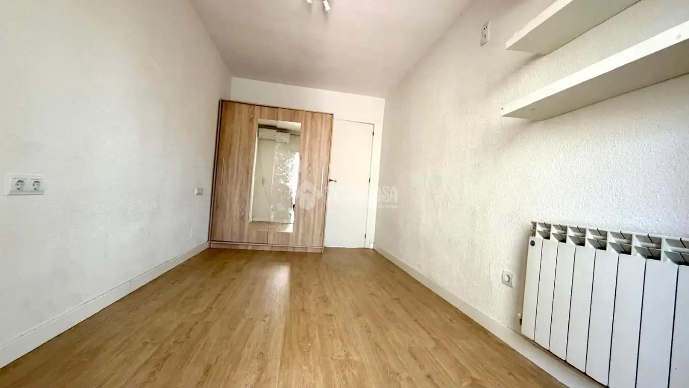 Habitación de Piso en venta en Madrid con Aire acondicionado y Calefacción