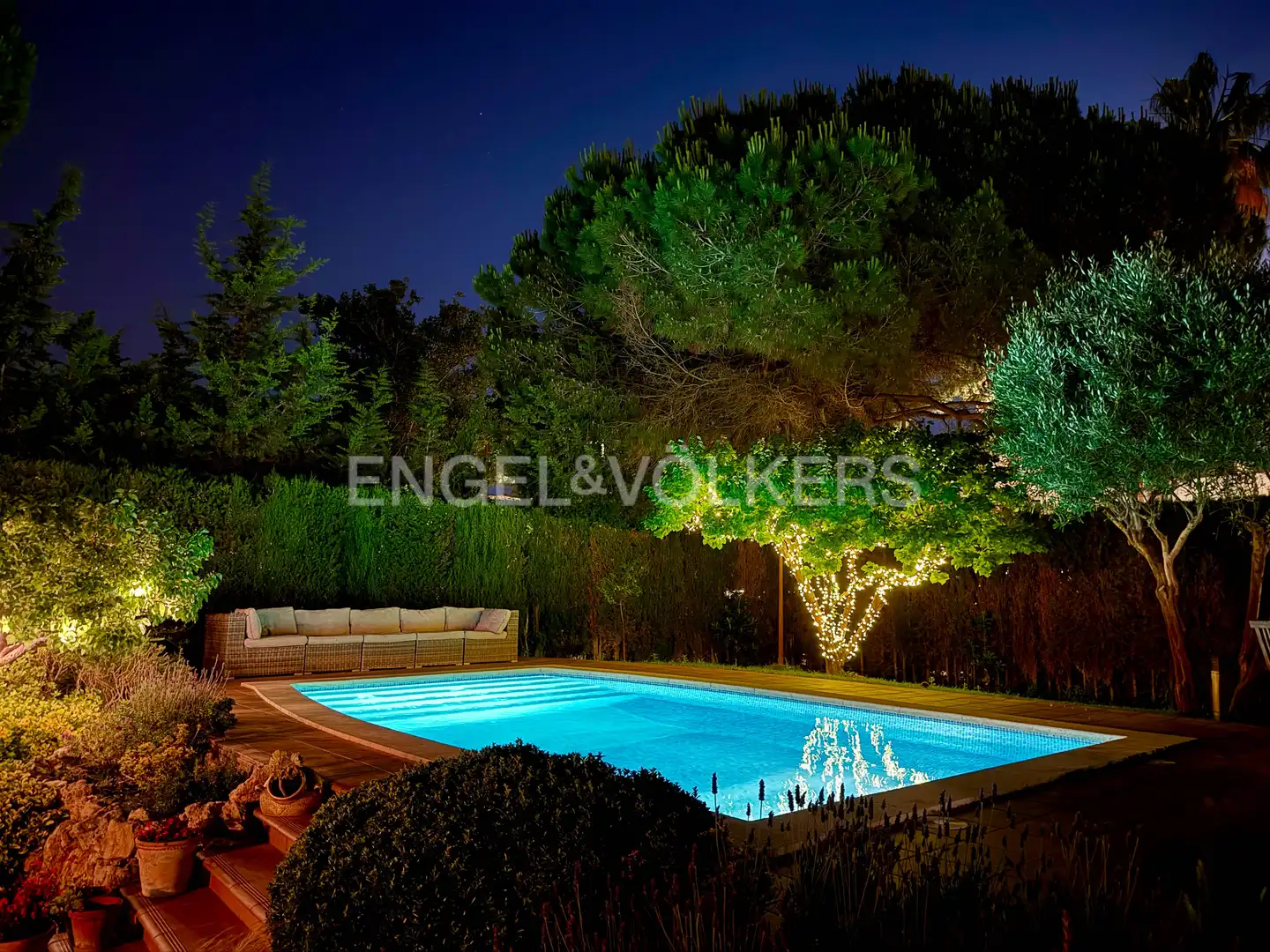 Swimming pool of Houses for sale in Gavà  with Air Conditioner, Heating and Private garden