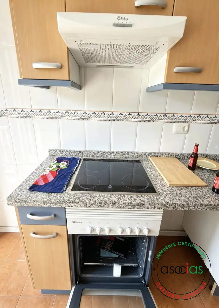 Flat for sale in Oviedo - Avenida del Mar, 45, HUCA - La Cadellada