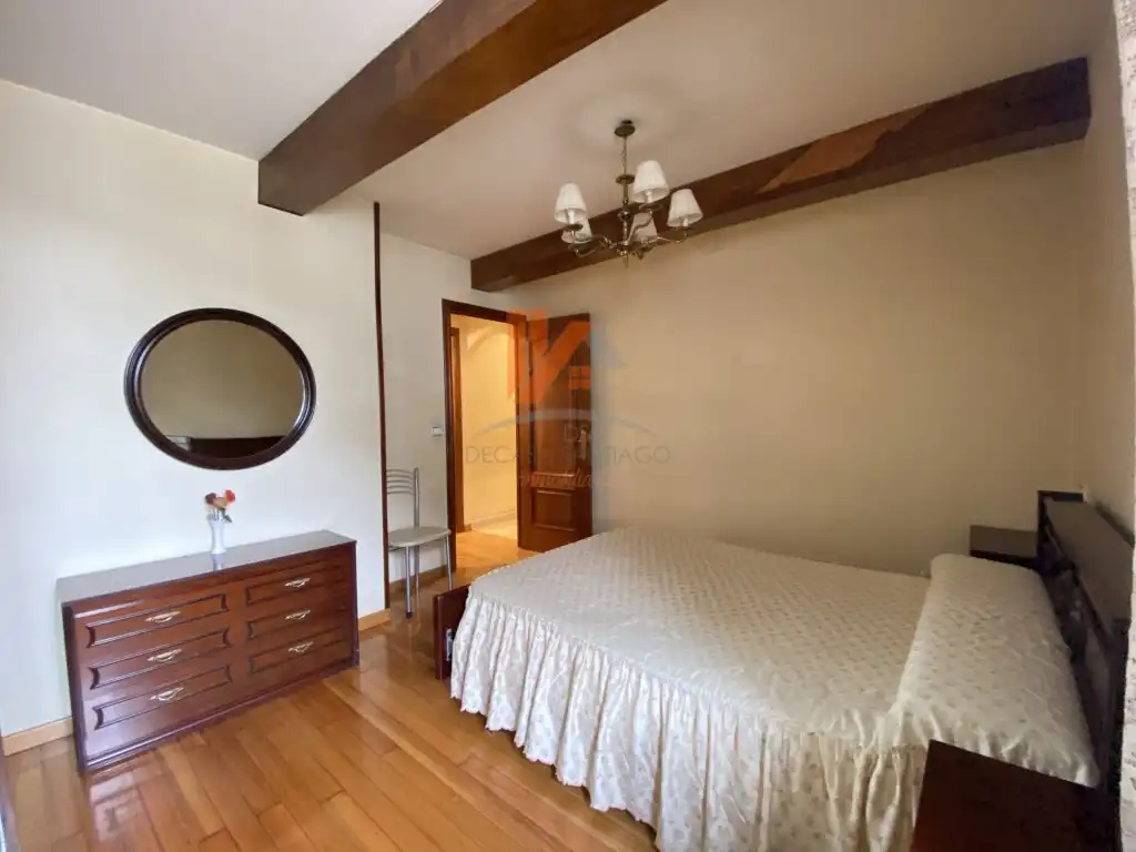 Schlafzimmer von Haus oder Chalet zum Verkauf in Santiago de Compostela 