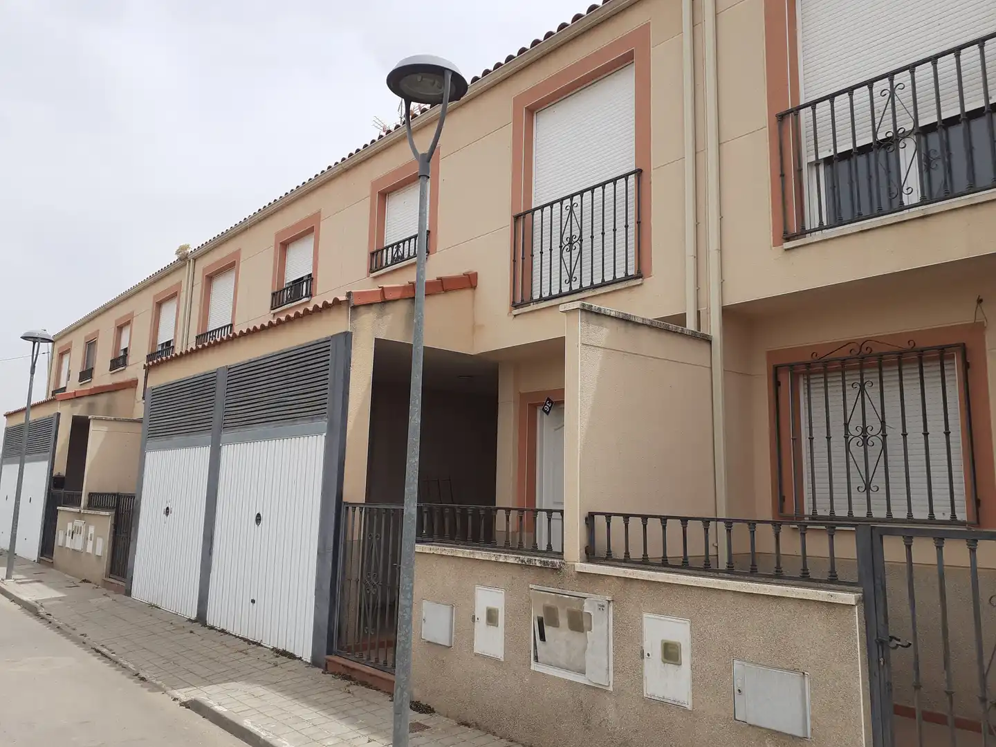 Vista exterior de Casa adosada en venta en Malagón