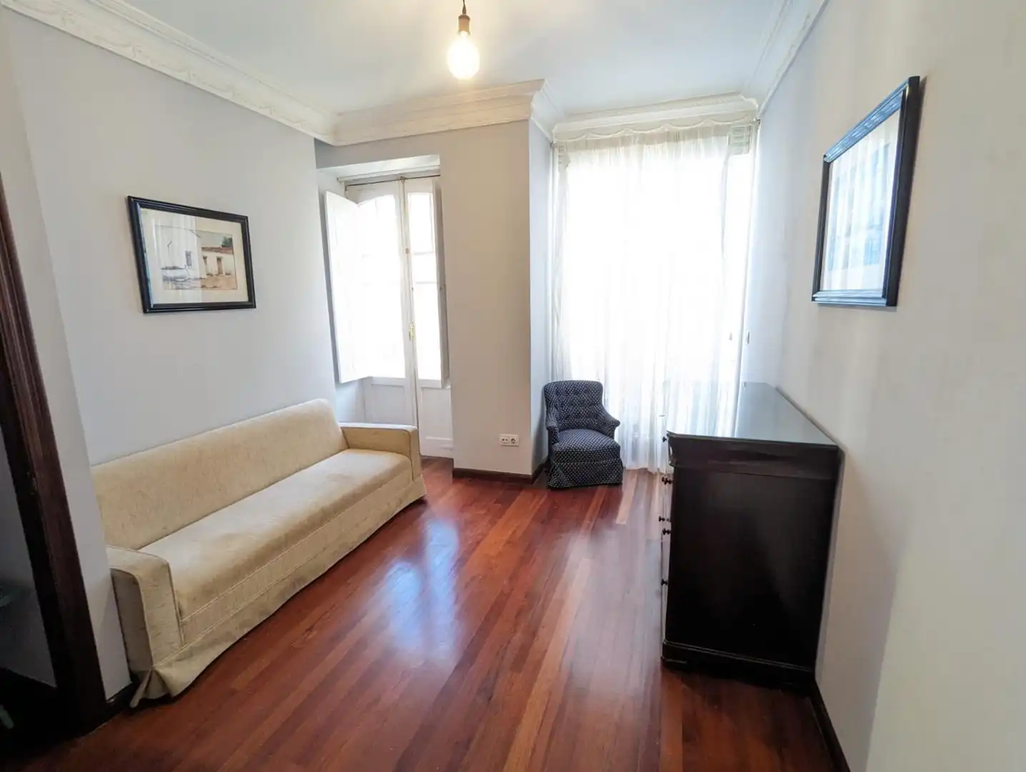 Living room of Flat for rent in Ferrol  with Heating, Parquet flooring and Furnished
