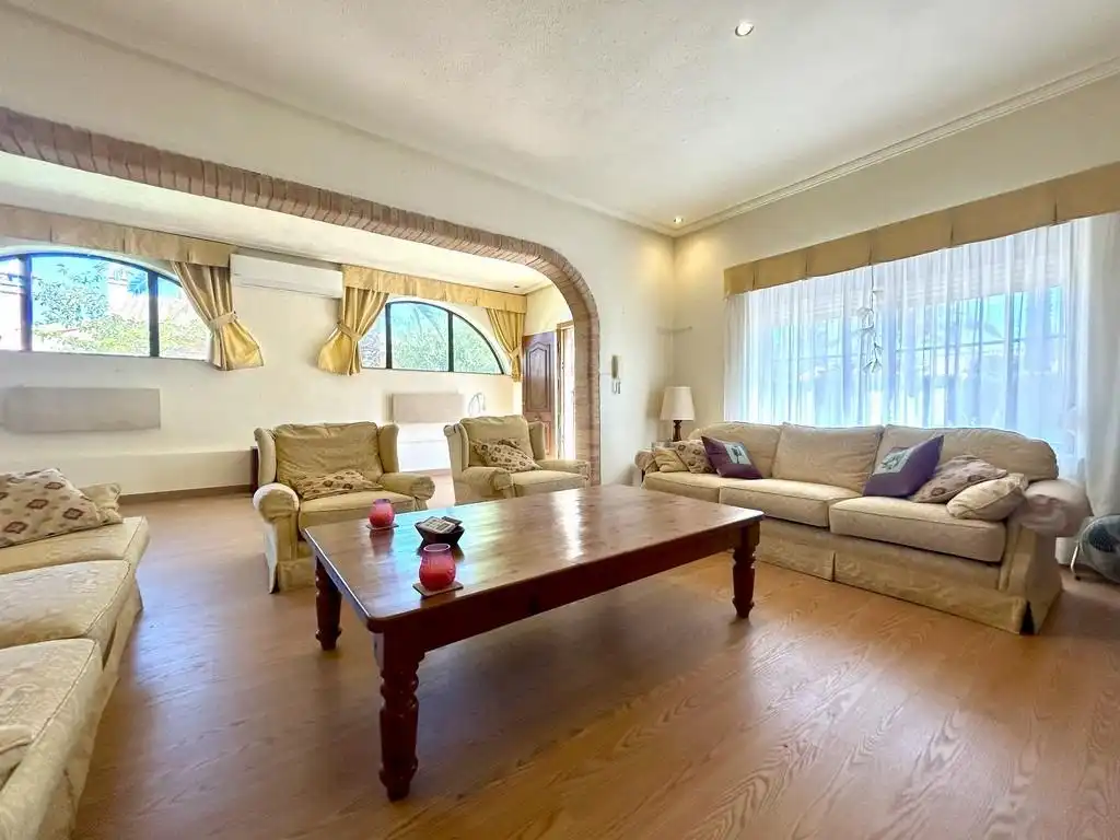 Sala d'estar de Casa o xalet en venda en Orihuela amb Piscina