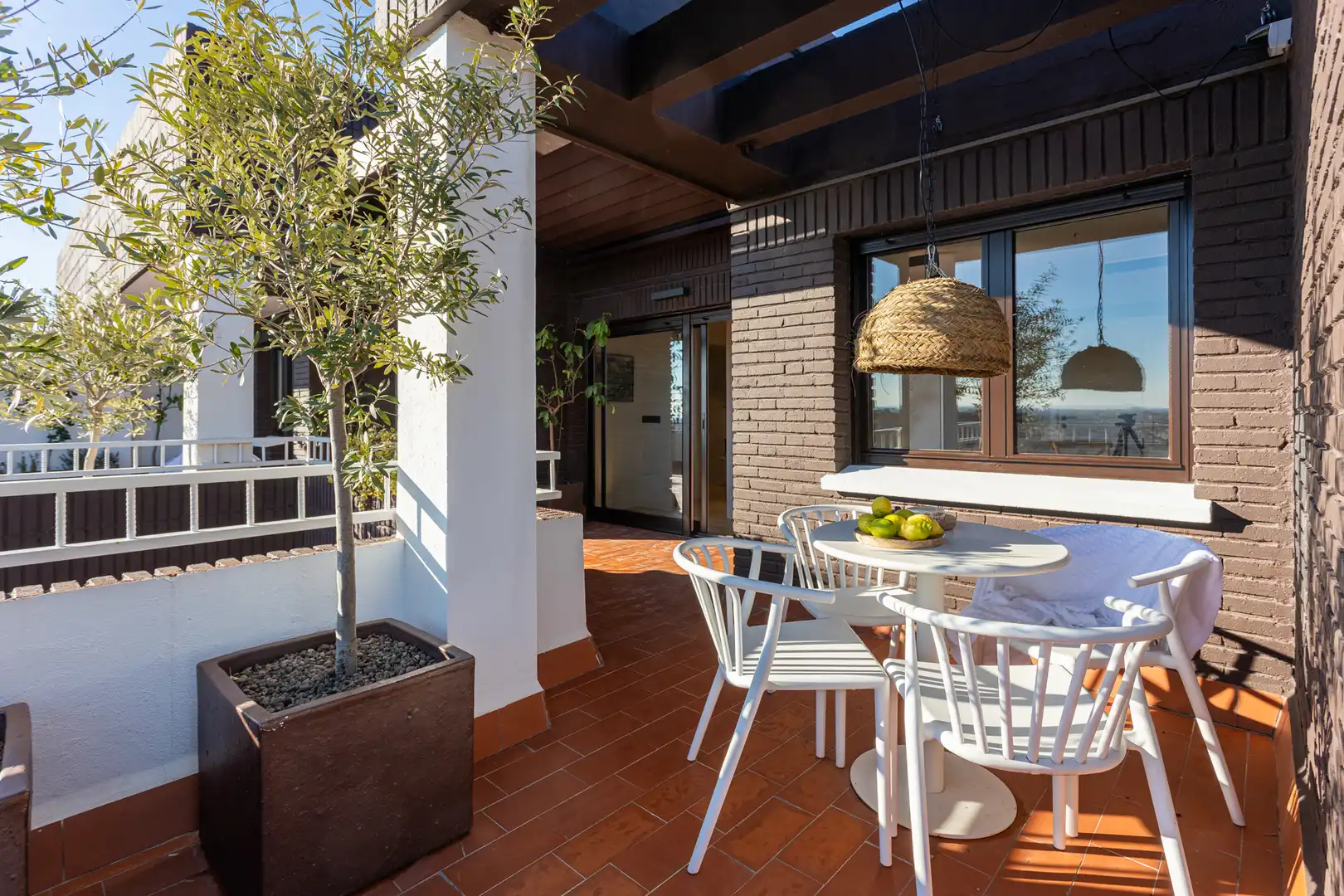 Terrasse von Dachboden zum Verkauf in Figueres mit Klimaanlage, Heizung und Parkett