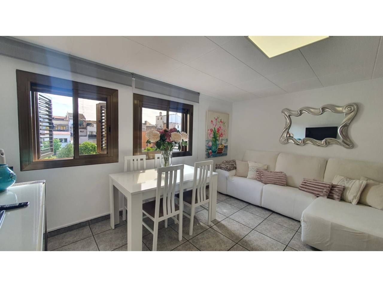 Living room of House or chalet for sale in Vilanova i la Geltrú  with Terrace