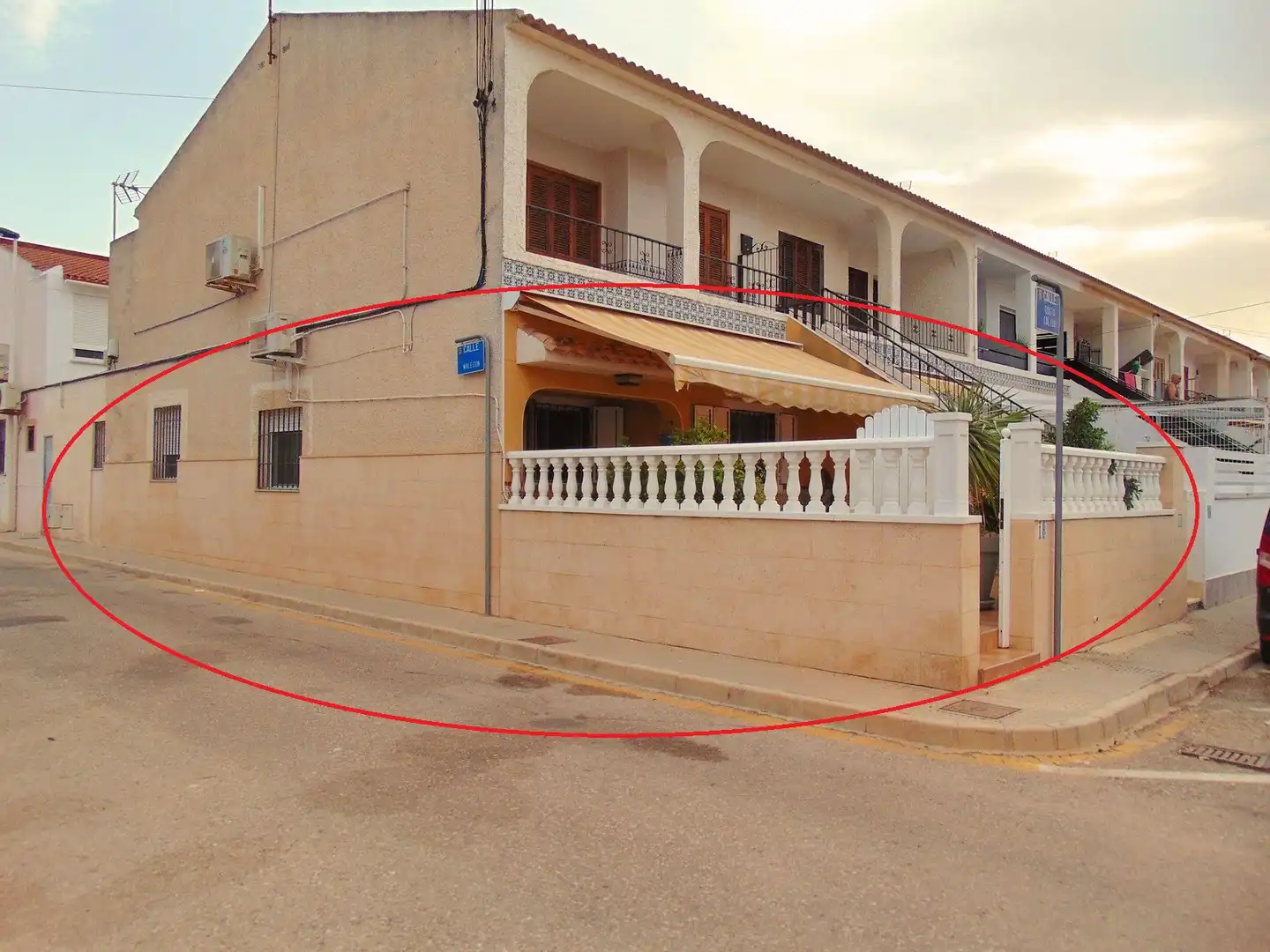 Vista exterior de Planta baja en venta en San Pedro del Pinatar con Aire acondicionado, Calefacción y Jardín privado